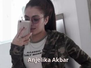 Anjelika_Akbar