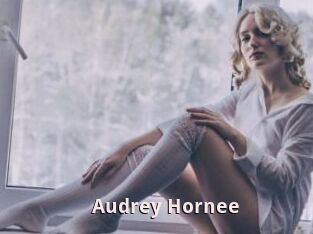 Audrey_Hornee