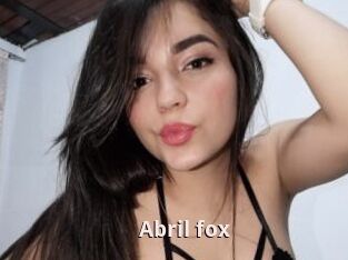 Abril_fox