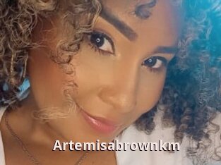 Artemisabrownkm