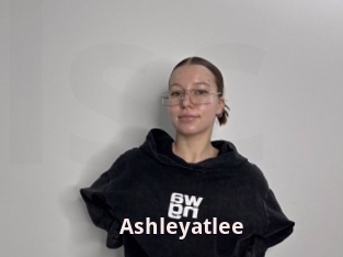 Ashleyatlee