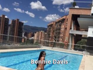 Bonnie_Davis