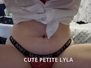 CUTE_PETITE_LYLA