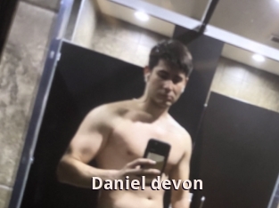 Daniel_devon