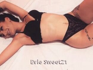 Evie_Sweet21