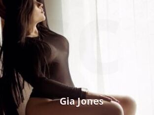 Gia_Jones