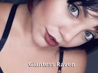 Giantess_Raven