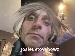 Josie69toyshowz
