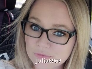 Julia6969
