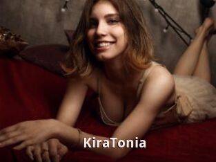 KiraTonia