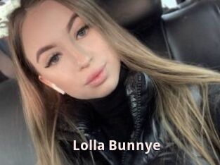Lolla_Bunnye
