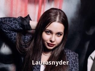 Laurasnyder