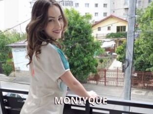 MONIYQUE