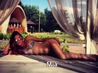 Mia