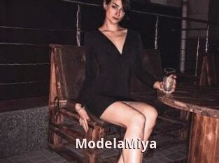 ModelaMiya