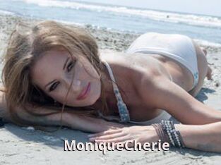 MoniqueCherie