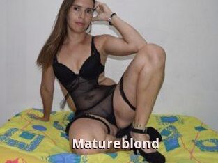 Matureblond