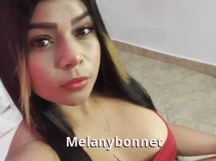 Melanybonnet