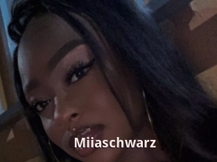 Miiaschwarz
