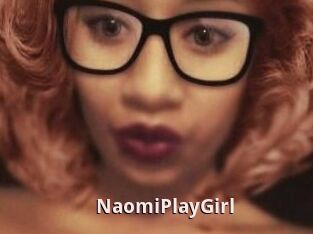 NaomiPlayGirl