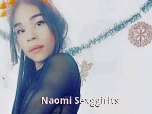 Naomi_Sexggirlts