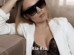 Ria_Ria