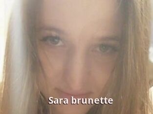 Sara_brunette