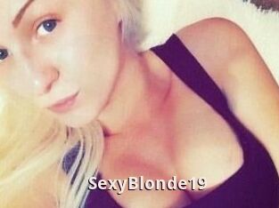 SexyBlonde_19