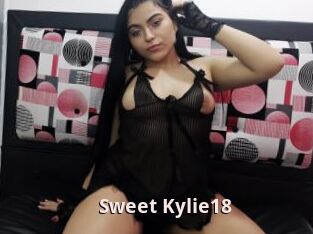 Sweet_Kylie18