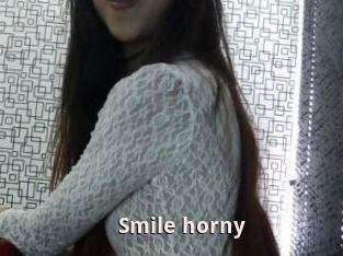 Smile_horny