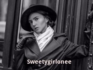 Sweetygirlonee