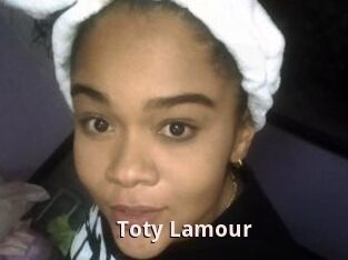 Toty_Lamour