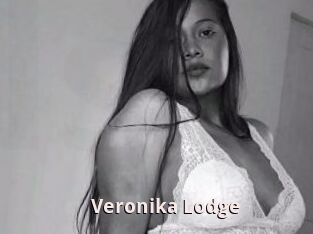Veronika_Lodge