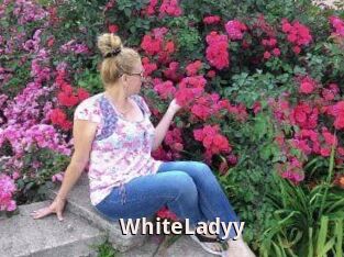 WhiteLadyy